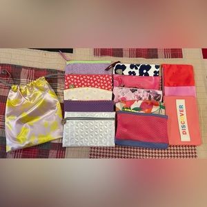 ISPY bags. (Lot of 13)